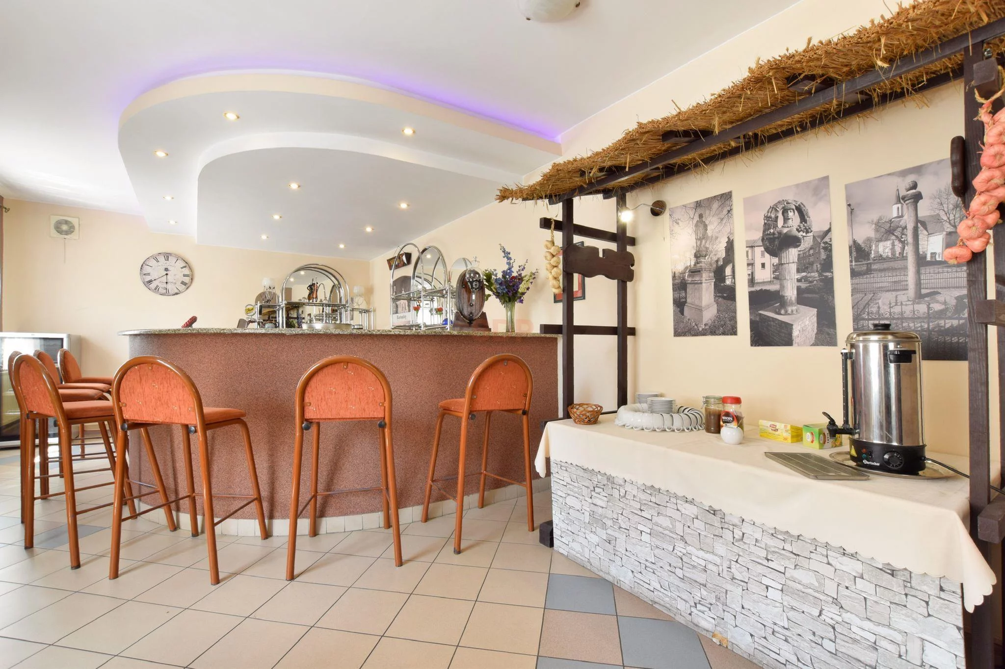 Lokal użytkowy 615,00 m², oferta nr , 28850, Kostomłoty, Rynek-Ratusz