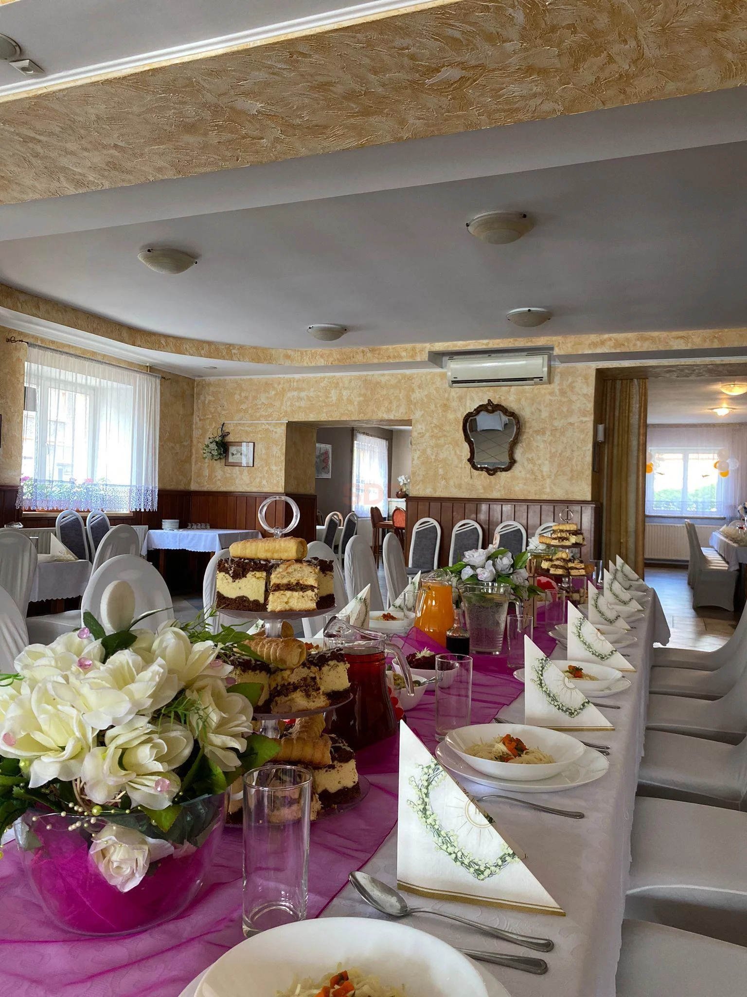 Lokal użytkowy 615,00 m², oferta nr , 28850, Kostomłoty, Rynek-Ratusz