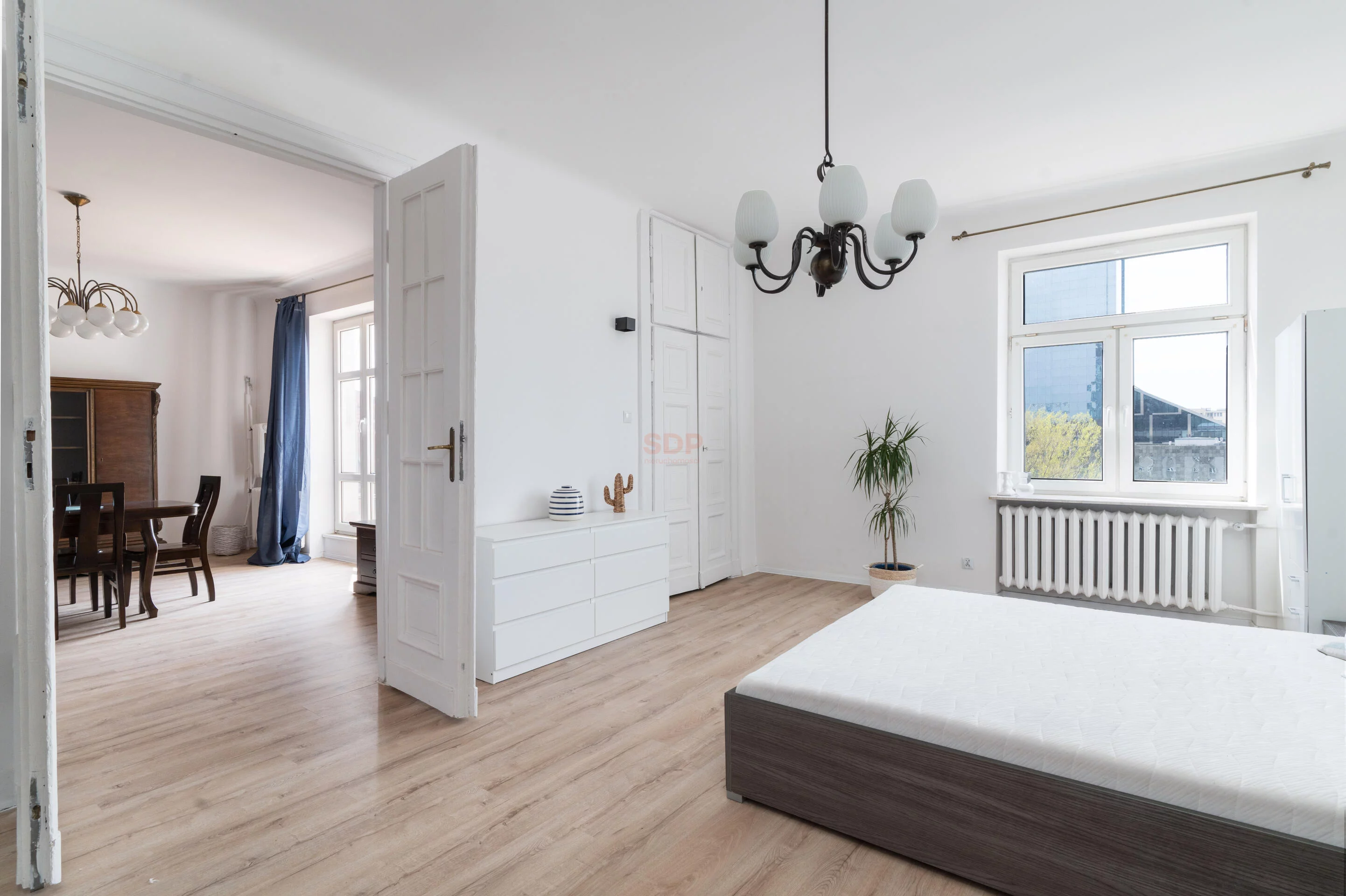 Apartamenty 42013 Warszawa Śródmieście Chmielna