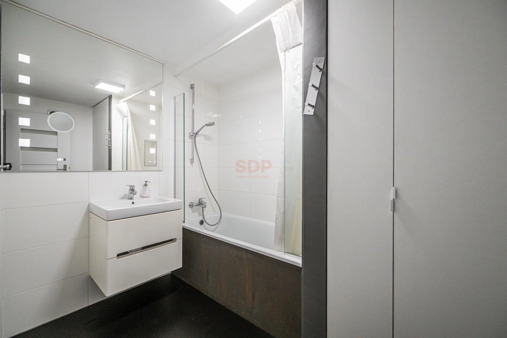 2 pokoje, mieszkanie 74,60 m², piętro 4, oferta nr , 35981, Wrocław, Biskupin-Sępolno-Dąbie-Bartoszowice, Śródmieście, Grunwaldzka