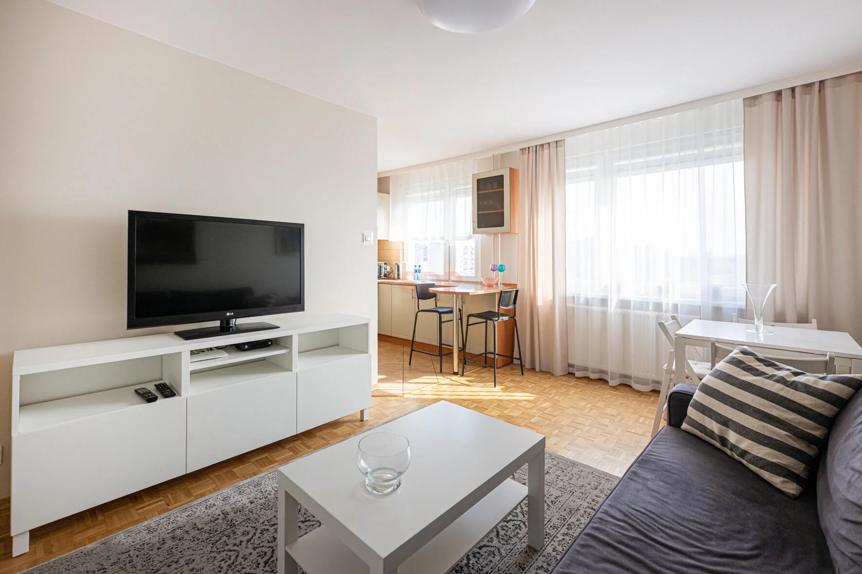 2 pokoje, mieszkanie 38,00 m², piętro 8, oferta nr , 42760, Wrocław, Fabryczna