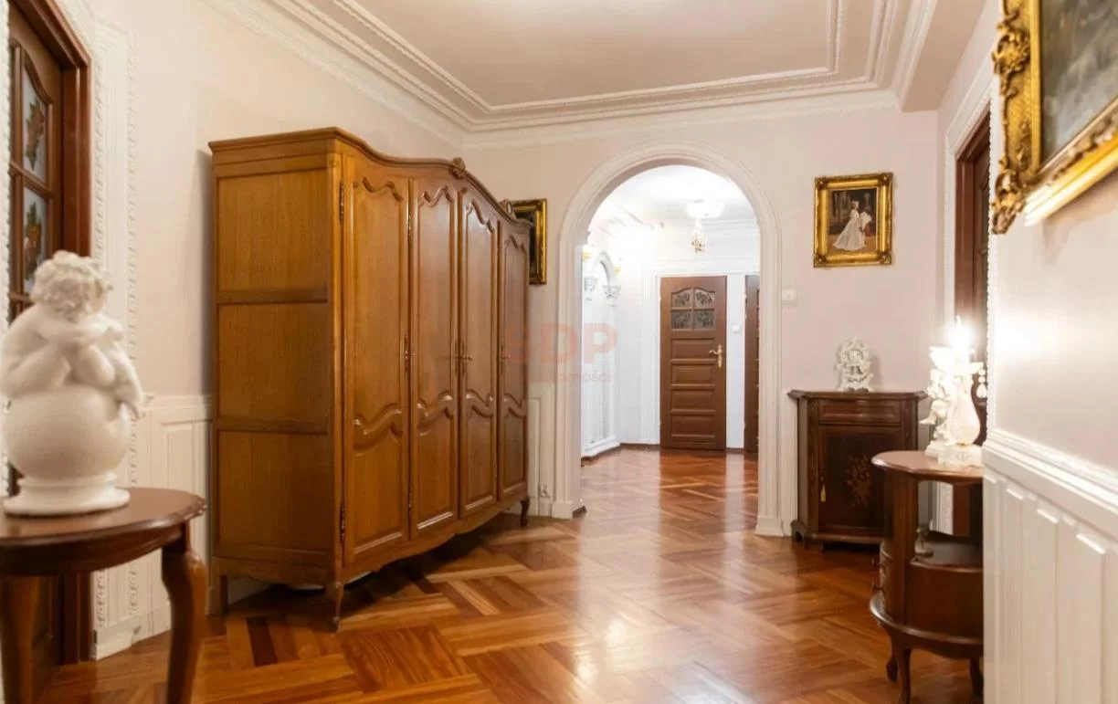 3 pokoje, mieszkanie 123,90 m², piętro 1, oferta nr , 37589, Kłodzko, Bolesława Chrobrego