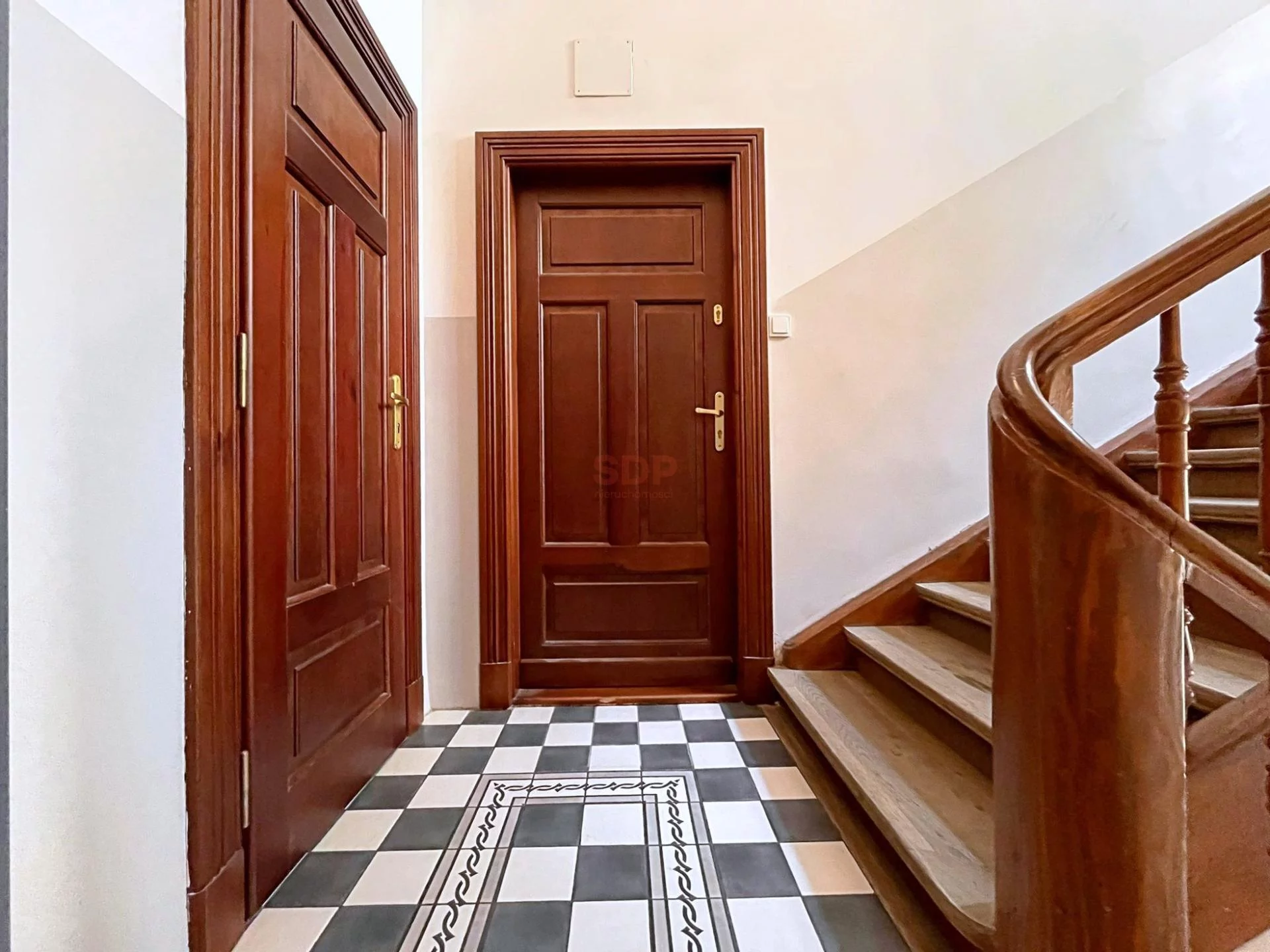 Apartamenty 40909 Warszawa Śródmieście Koszykowa