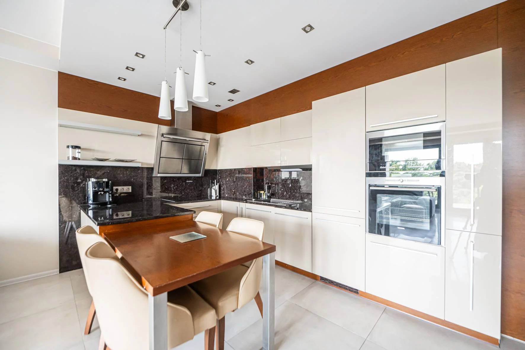 3 pokoje, mieszkanie 90,00 m², piętro 5, oferta nr , 41945, Wrocław, Stare Miasto, Matejki Jana