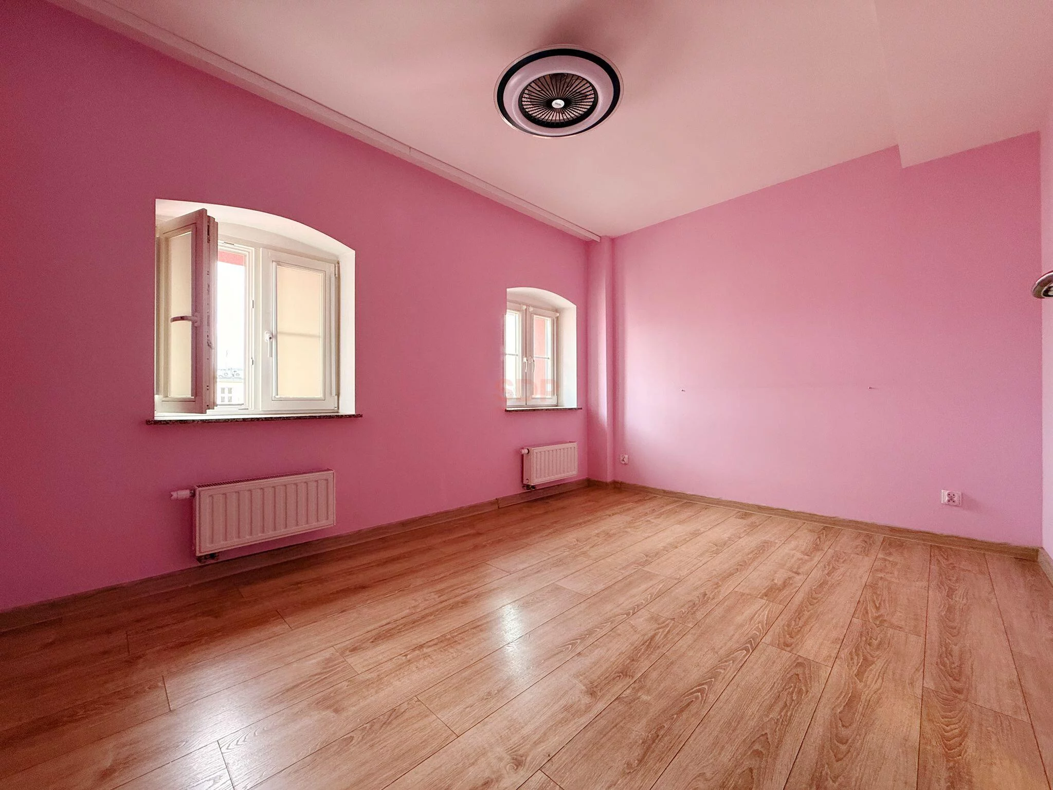 4 pokoje, mieszkanie 91,00 m², piętro 4, oferta nr , 42546, Wrocław, Stare Miasto, Piłsudskiego Józefa Marsz. Pl.