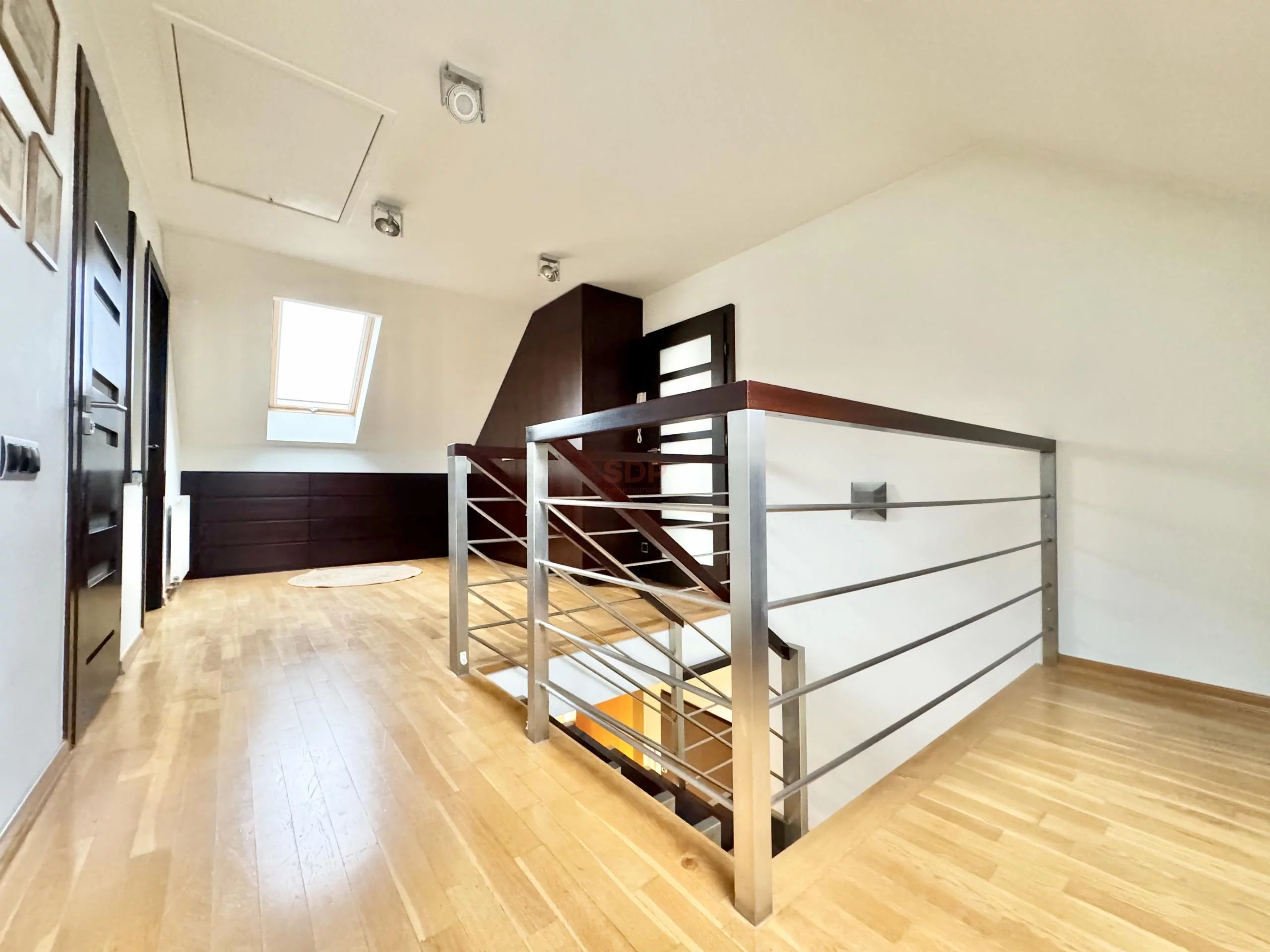 4 pokoje, mieszkanie 135,00 m², piętro 3, oferta nr , 37725, Wrocław, Krzyki-Partynice, Krzyki, Ślężna