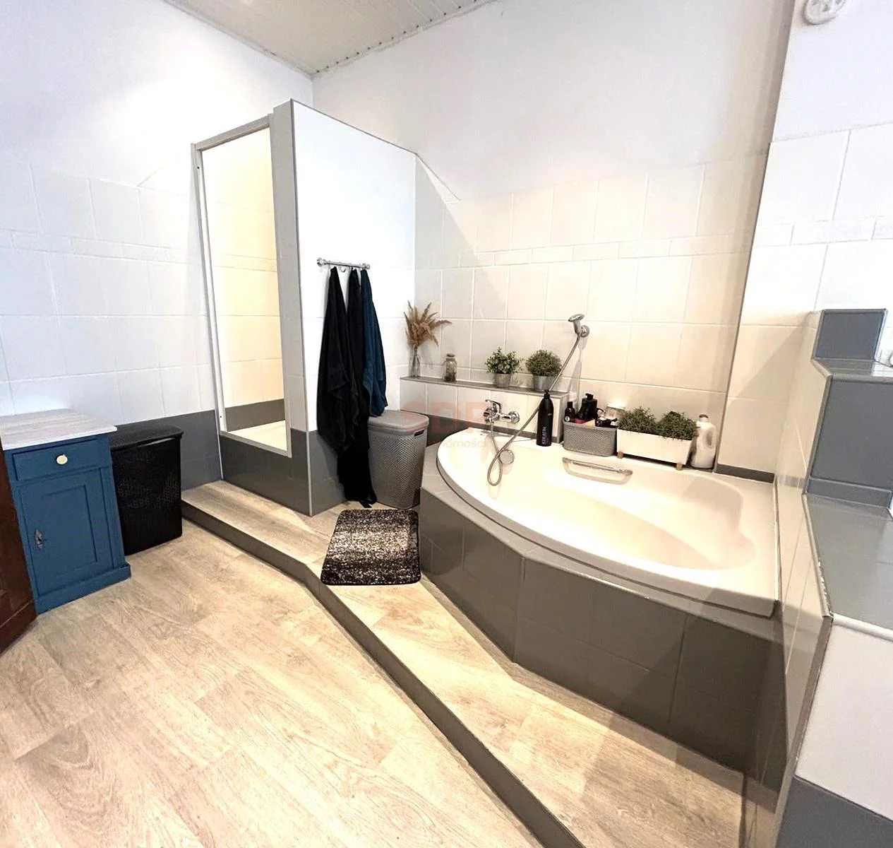 6 pokoi, mieszkanie 165,70 m², piętro 3, oferta nr , 36362, Świdnica, Jagiellońska