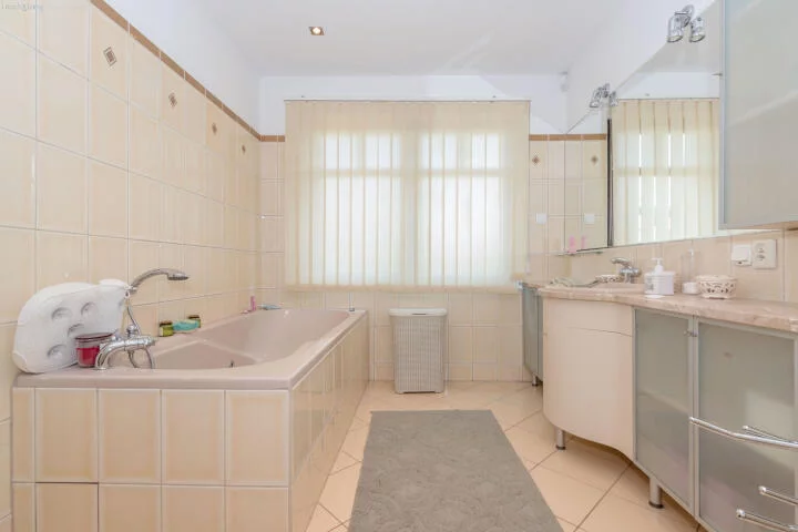 Dom 225,00 m², oferta nr , 2254, Kraków, Bronowice, Olszyny-Wilczyńskiego, gen. Józefa