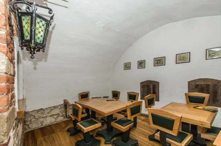 Obiekt 941,31 m², oferta nr , 3710, Kraków