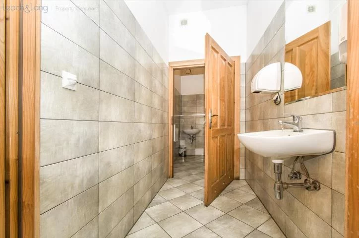 Obiekt 941,31 m², oferta nr , 3710, Kraków