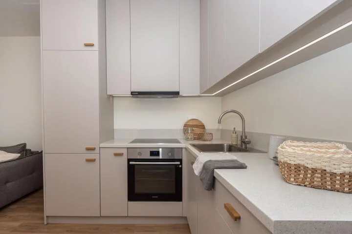 3 pokoje, mieszkanie 50,23 m², piętro 7, oferta nr , 7929, Kraków, Czyżyny, Bolesława Orlińskiego