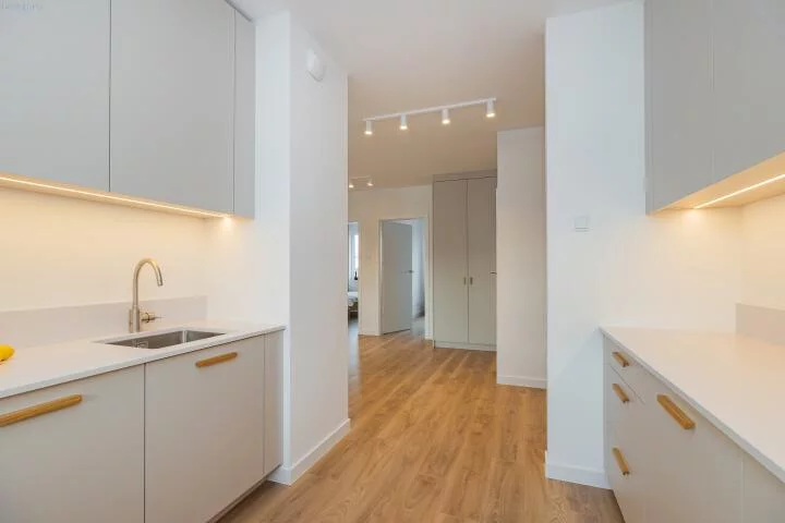 3 pokoje, mieszkanie 63,40 m², piętro 4, oferta nr , 7944, Kraków, Łagiewniki-Borek Fałęcki, Fredry, Aleksandra