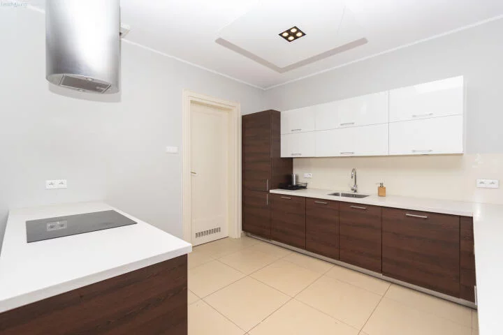 3 pokoje, mieszkanie 124,00 m², piętro 3, oferta nr , 7952, Kraków, Stare Miasto, Stare Miasto, Sarego, Józefa