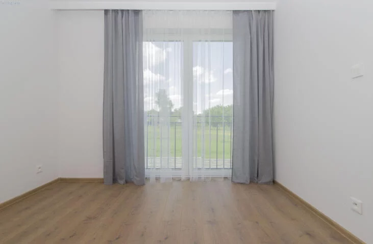 7869 - zdjęcie nr 2