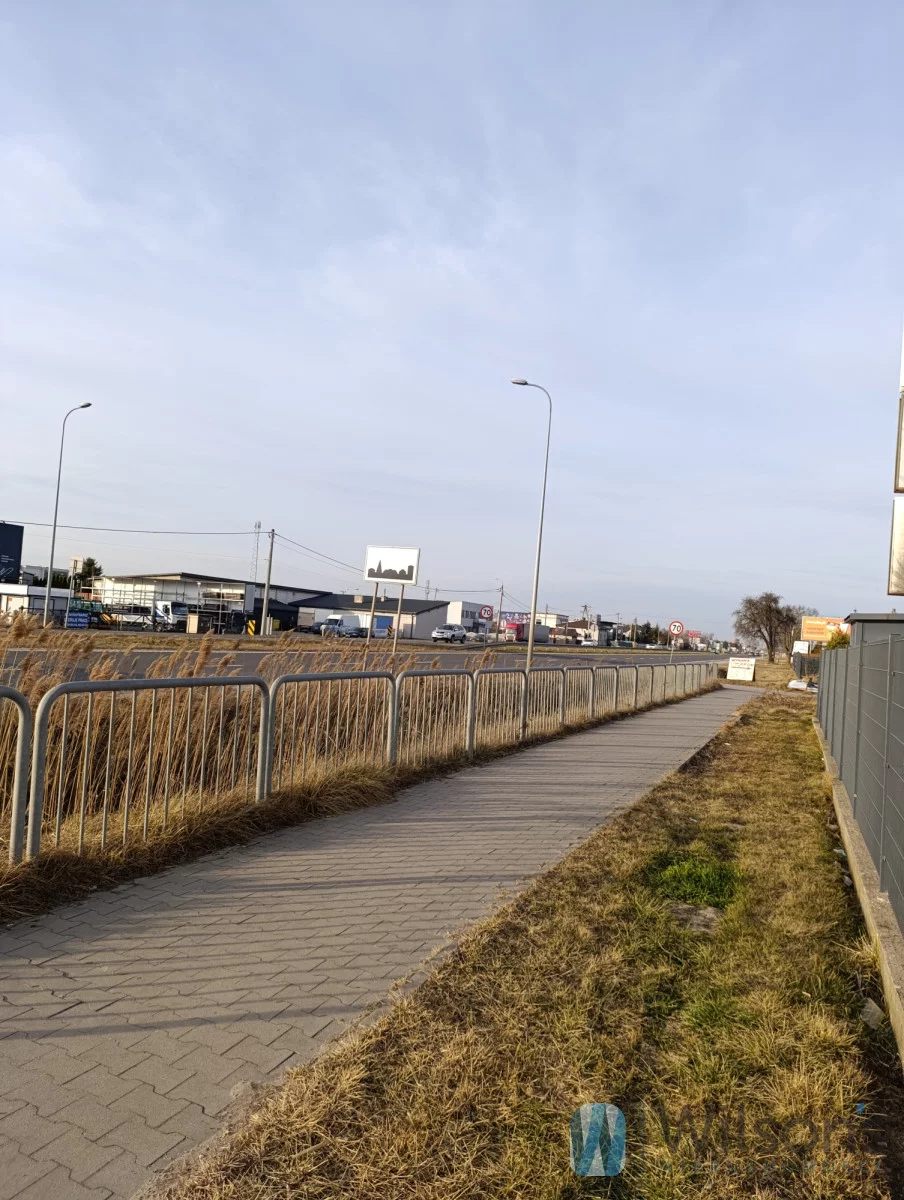 Lokal użytkowy 53,00 m², oferta nr , WIL666060, Sękocin Nowy