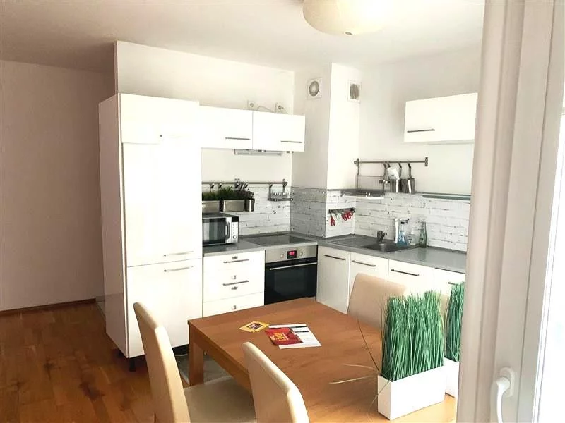 Apartament na sprzedaż, 63,00 m², 3 pokoje, piętro 1, oferta nr IF04285