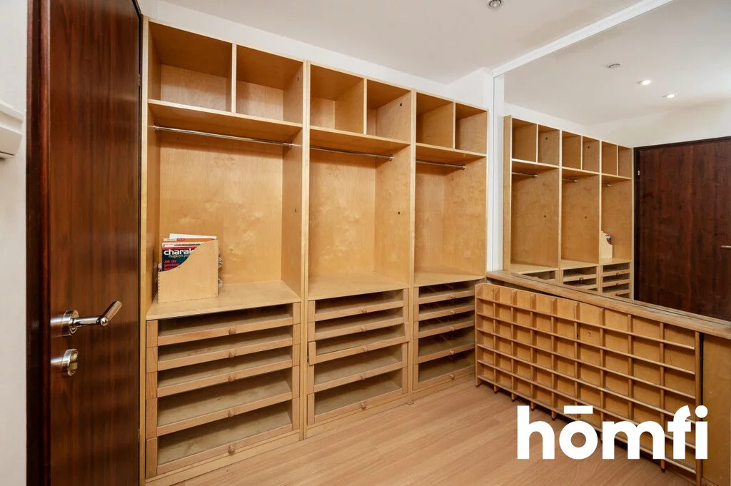 Dom 287,60 m², oferta nr , 6445/2089/ODS, Łódź, Bałuty, Bałuty