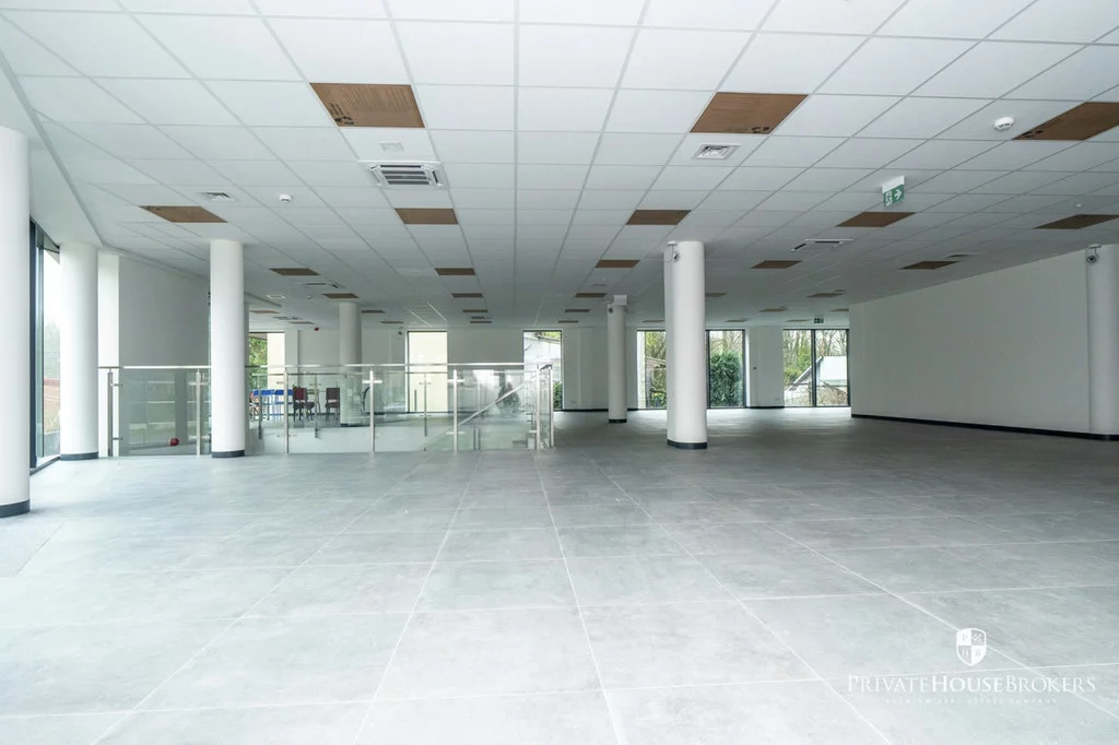 Lokal użytkowy 467,57 m², oferta nr , 10069/2089/OLW, Kraków, Czyżyny, al. Jana Pawła II