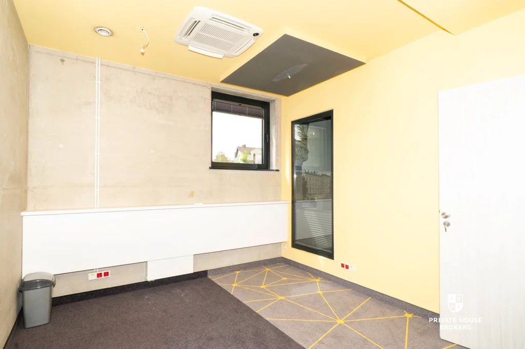 Lokal użytkowy 293,00 m², oferta nr , 9951/2089/OLW, Kraków, Dębniki, Ruczaj, Lubostroń