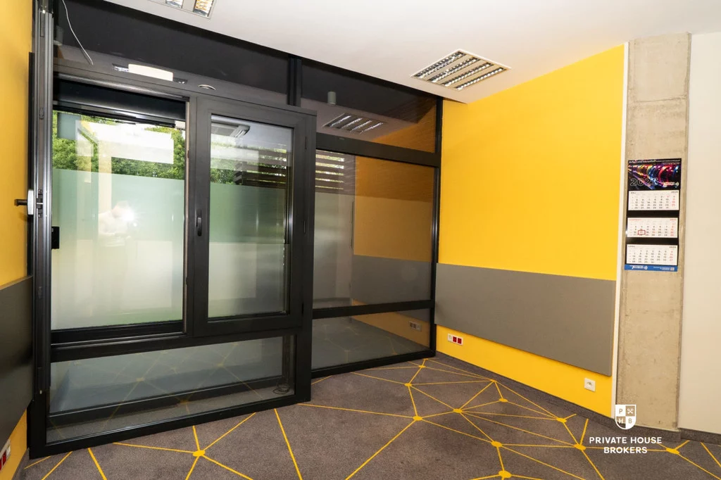 Lokal użytkowy 293,00 m², oferta nr , 9951/2089/OLW, Kraków, Dębniki, Ruczaj, Lubostroń
