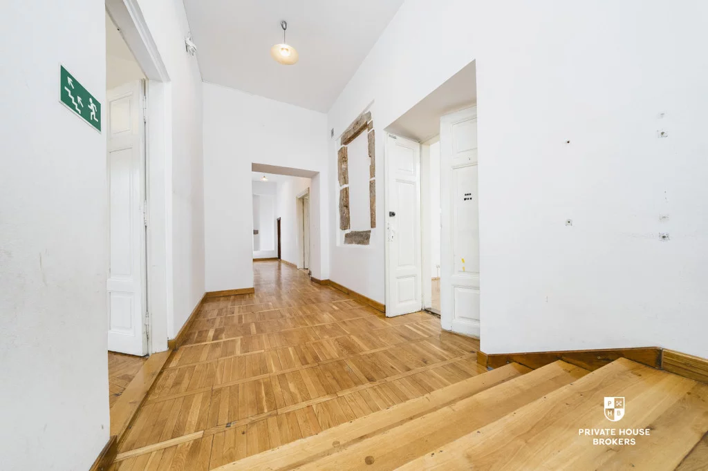 Biuro 361,91 m², oferta nr , 9949/2089/OLW, Kraków, Stare Miasto, Stare Miasto, rynek Główny