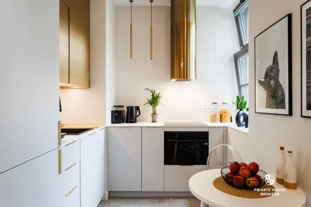 1 pokój, mieszkanie 34,00 m², parter, oferta nr , 52703/2089/OMW, Kraków, Stare Miasto, Stare Miasto, Smoleńsk