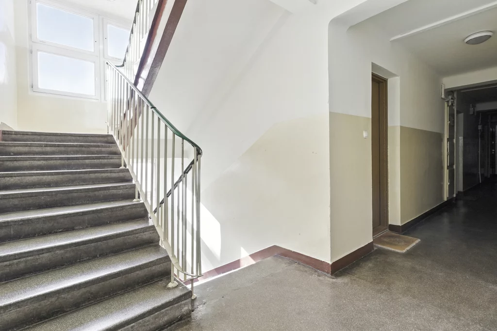 1 pokój, mieszkanie 24,70 m², piętro 4, oferta nr , 52588/2089/OMW, Kielce, KSM, Zagórska