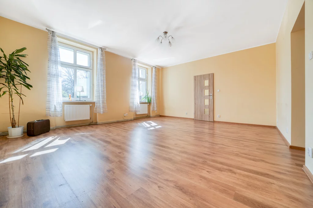 Mieszkanie dwupokojowe 63,25 m², Gliwice, Dworcowa, Sprzedaż