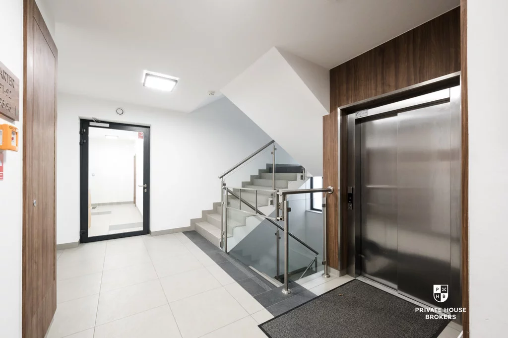 2 pokoje, mieszkanie 48,60 m², parter, oferta nr , 25361/2089/OMS, Kraków, Dębniki, Kobierzyńska