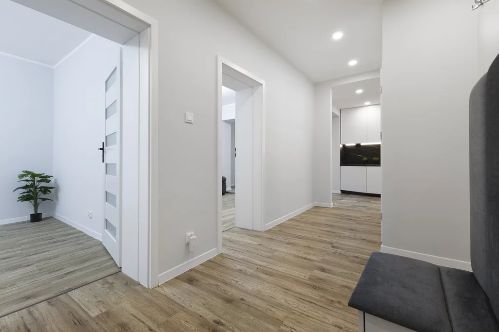 2 pokoje, mieszkanie 54,00 m², piętro 1, oferta nr , 50922/2089/OMW, Radom, Śródmieście, Plac Konstytucji 3 Maja