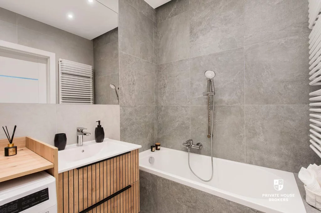 2 pokoje, mieszkanie 36,00 m², piętro 3, oferta nr , 52555/2089/OMW, Kraków, Mistrzejowice, Powstańców