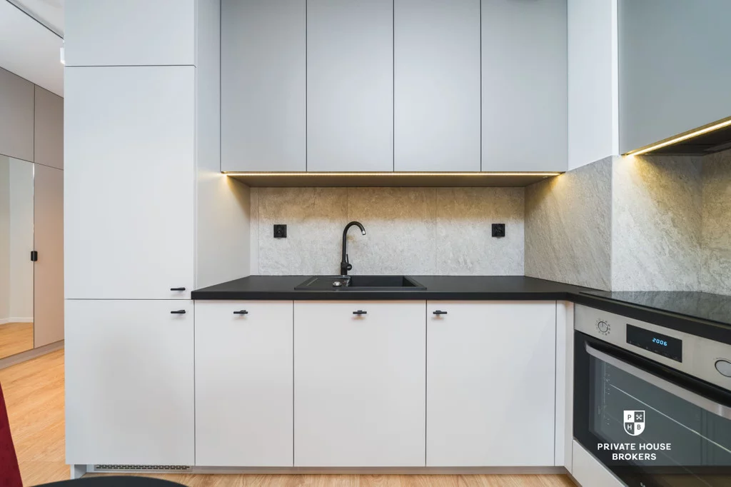 2 pokoje, mieszkanie 35,00 m², piętro 6, oferta nr , 53163/2089/OMW, Kraków, Walerego Sławka