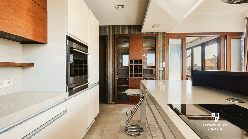 3 pokoje, mieszkanie 135,00 m², piętro 5, oferta nr , 24476/2089/OMS, Kraków, Stare Miasto, Śródmieście, Napoleona Cybulskiego