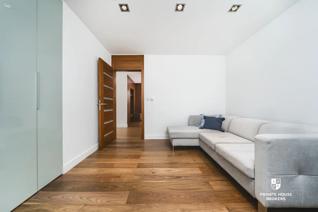 3 pokoje, mieszkanie 80,75 m², piętro 6, oferta nr , 25143/2089/OMS, Kraków, Stare Miasto, Stare Miasto, Szlak