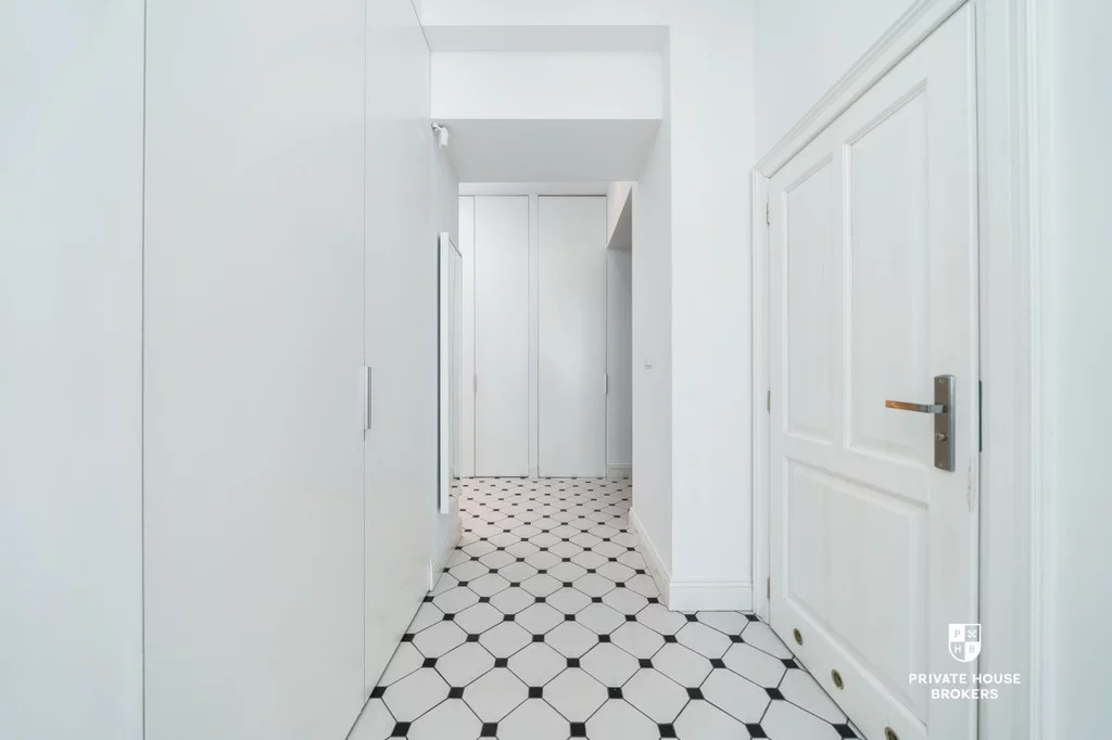 3 pokoje, apartament 100,00 m², piętro 2, oferta nr , 52592/2089/OMW, Kraków, Stare Miasto, Śródmieście, Józefa Sarego