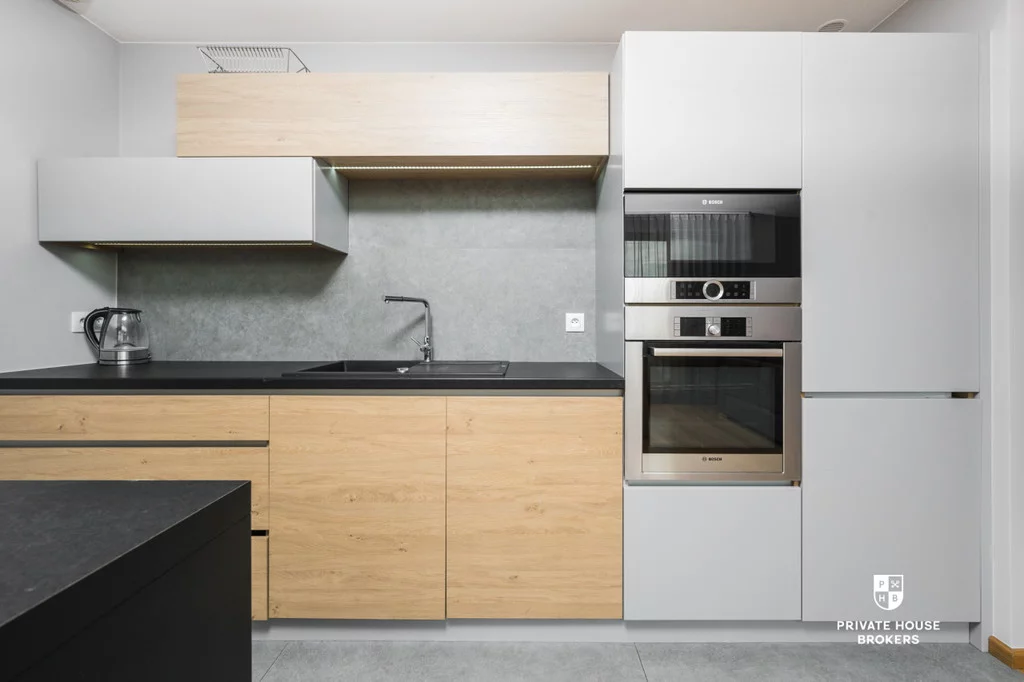 3 pokoje, mieszkanie 68,00 m², piętro 2, oferta nr , 52593/2089/OMW, Kraków, Dębniki, Kobierzyńska