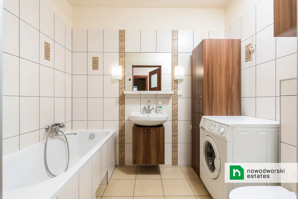 3 pokoje, mieszkanie 63,00 m², piętro 1, oferta nr , 52688/2089/OMW, Kraków, Dębniki, prof. Michała Bobrzyńskiego