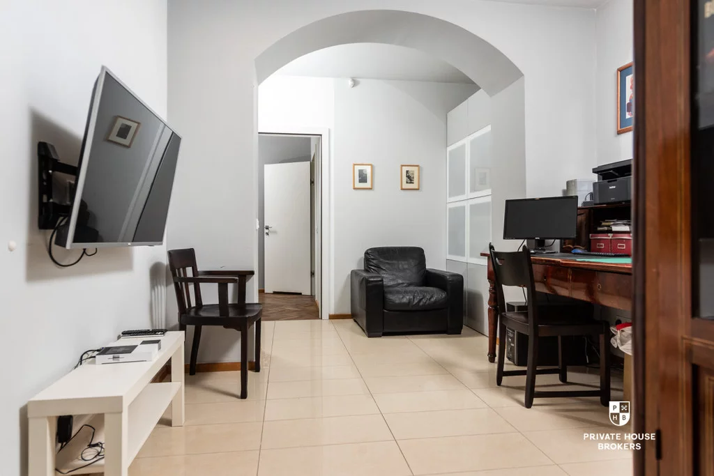 4 pokoje, mieszkanie 122,30 m², piętro 2, oferta nr , 22605/2089/OMS, Kraków, Stare Miasto, Stare Miasto, rynek Główny