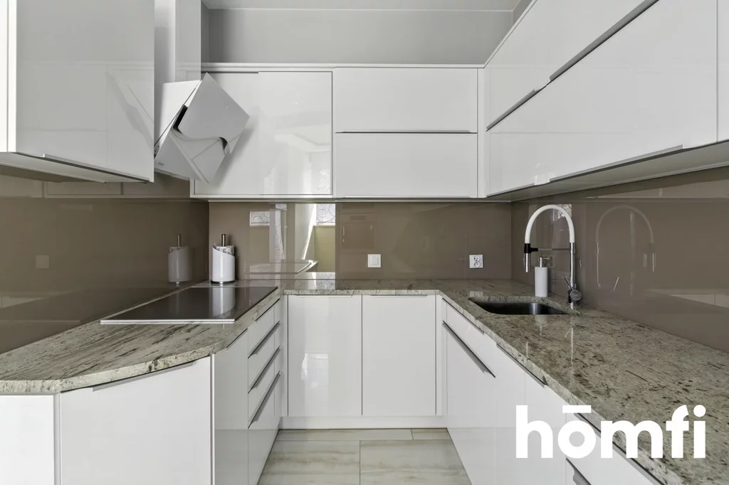 5 pokoi, mieszkanie 110,00 m², piętro 4, oferta nr , 25203/2089/OMS, Kielce, KSM, Poleska