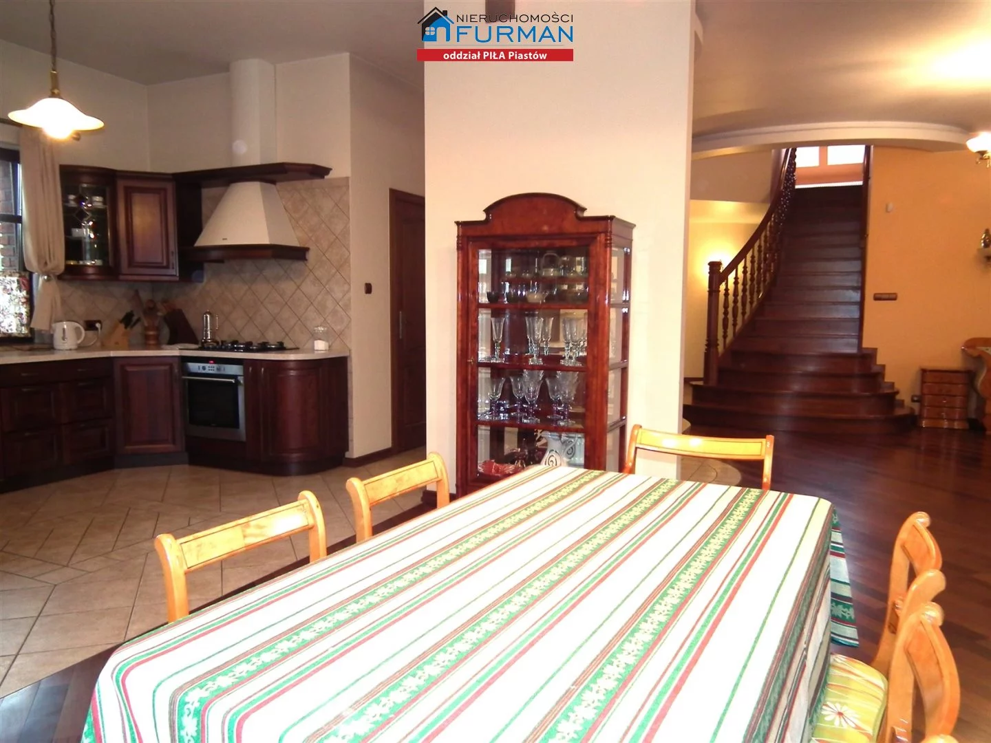 Dom 284,60 m², oferta nr , FRP-DS-197599, Piła