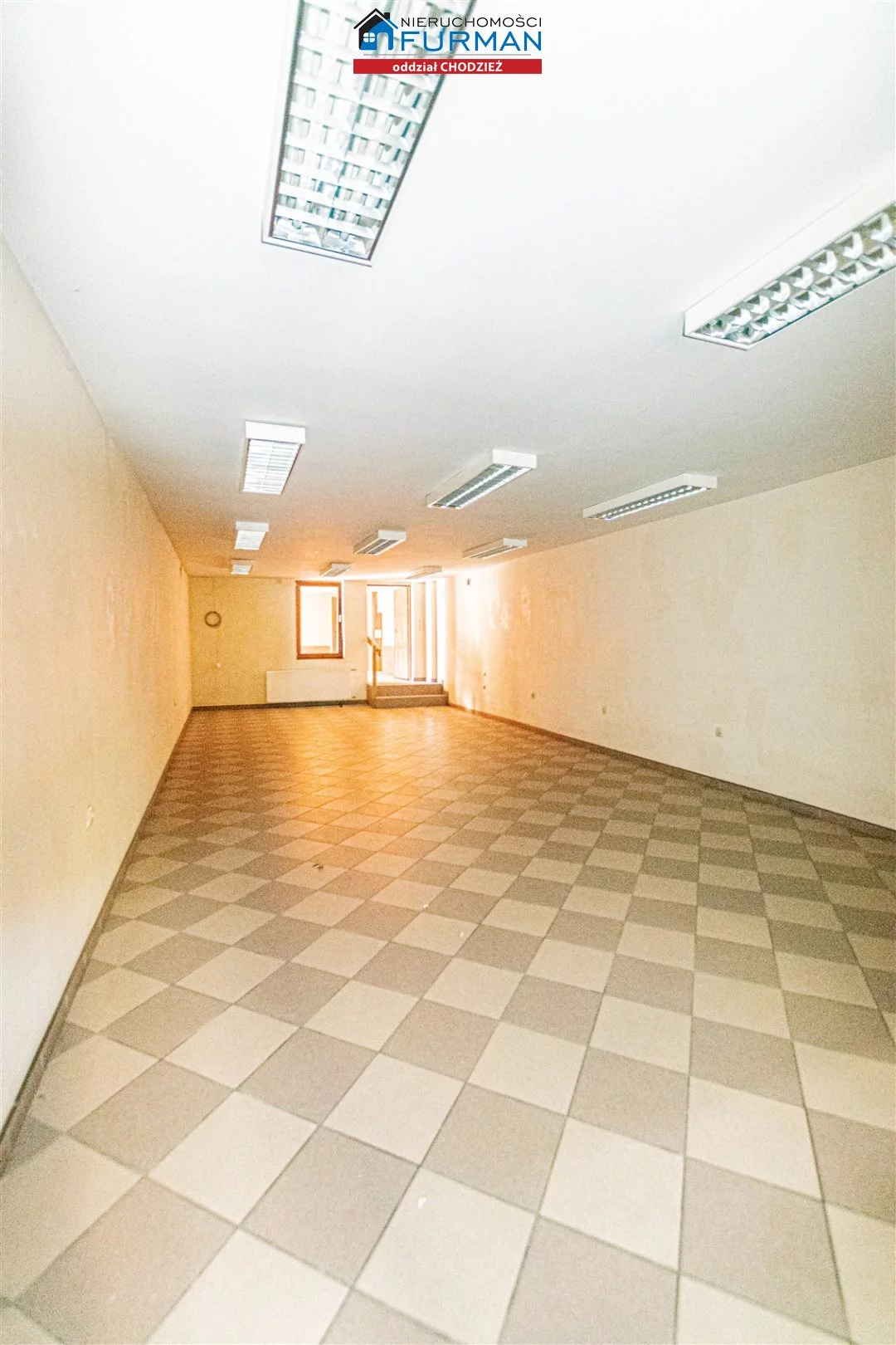 Lokal użytkowy 58,00 m², Chodzież, Wynajem