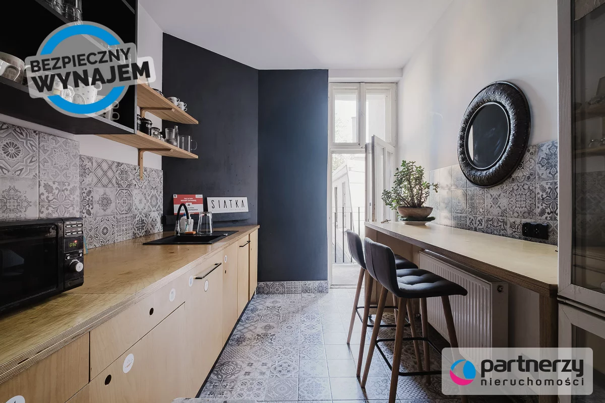 3 pokoje, mieszkanie 100,00 m², piętro 1, oferta nr , PAN677434, Sopot, Podjazd