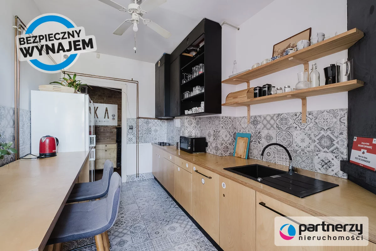 3 pokoje, mieszkanie 100,00 m², piętro 1, oferta nr , PAN677434, Sopot, Podjazd