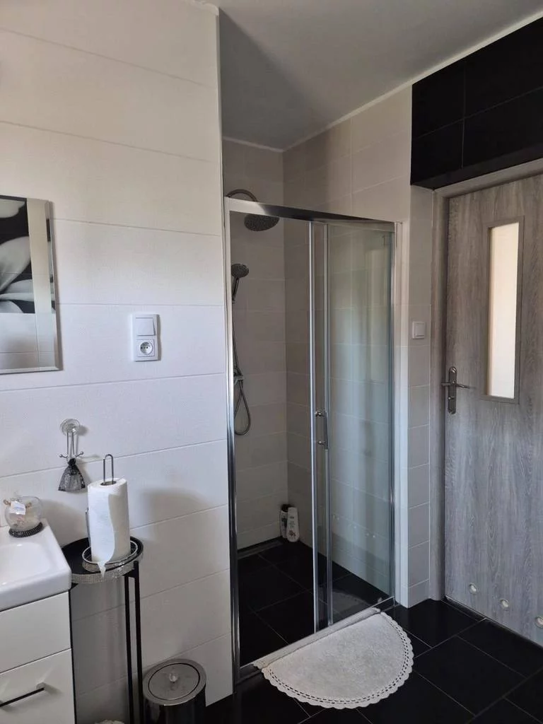 Dom i rezydencja 100,00 m², oferta nr , 8905/3186/ODS, Wierciny