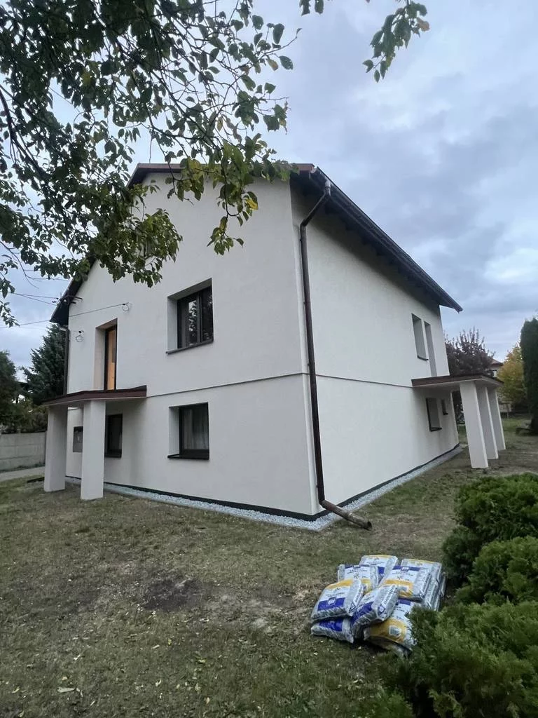 Dom na sprzedaż, 215,00 m², oferta nr 8289/3186/ODS