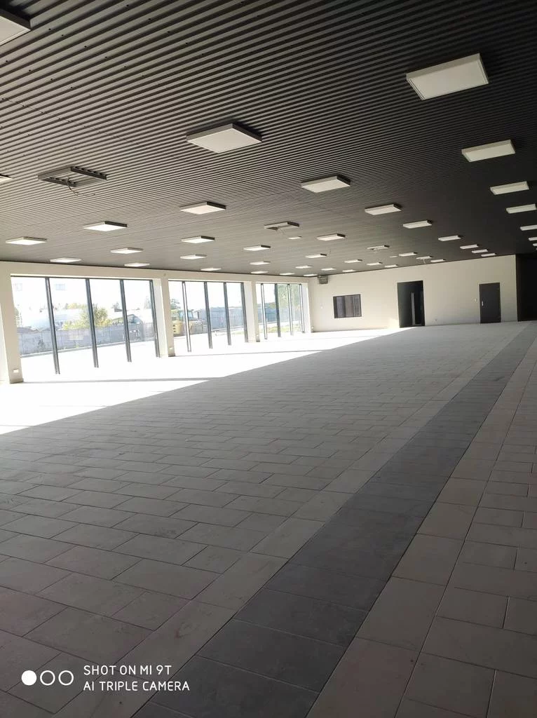 Lokal użytkowy 1 300,00 m², oferta nr , 1066/3186/OOW, Tomaszów Lubelski, Robotnicza