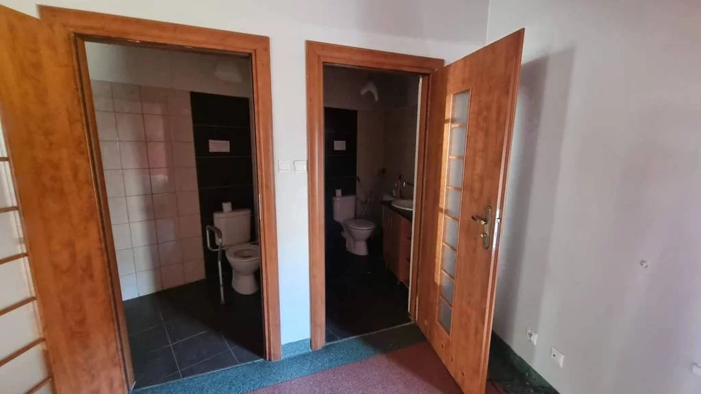 Lokal użytkowy do wynajęcia, 208,48 m², oferta nr 2868/3186/OLW