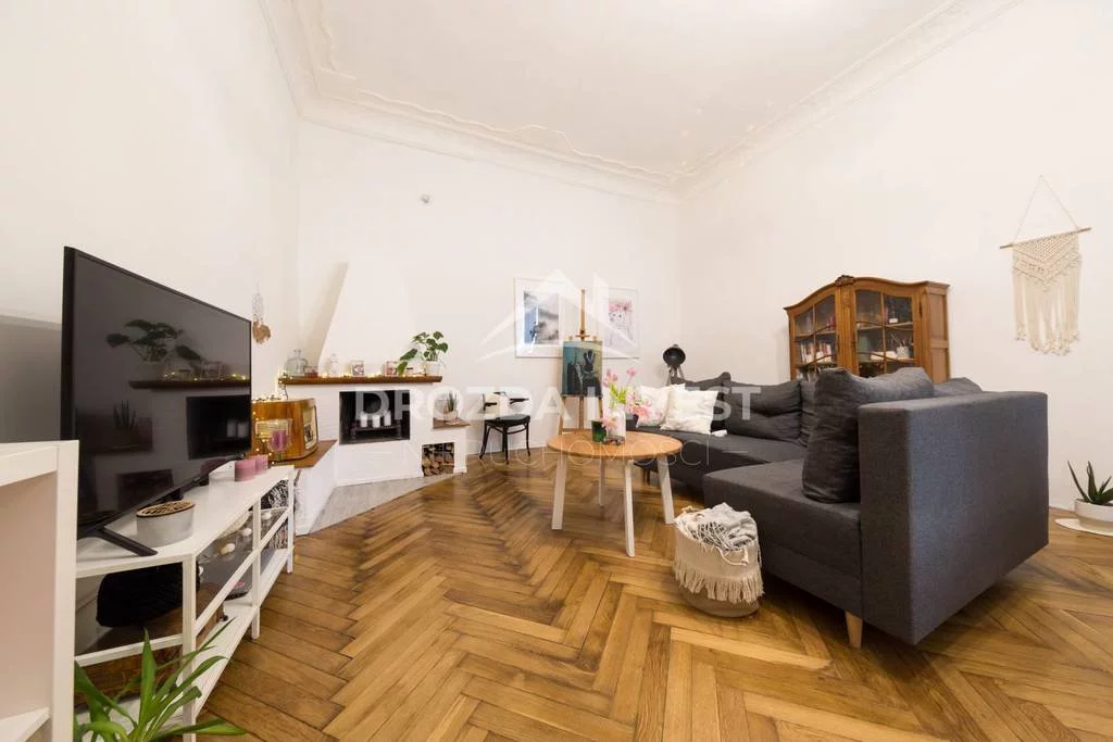 Mieszkanie trzypokojowe 77,16 m², Łódź, 6 Sierpnia, Sprzedaż