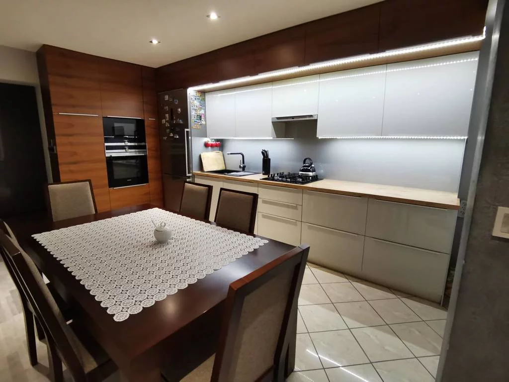 4 pokoje, mieszkanie 80,26 m², piętro 3, oferta nr , 11724/3186/OMS, Sosnowiec, Kielecka