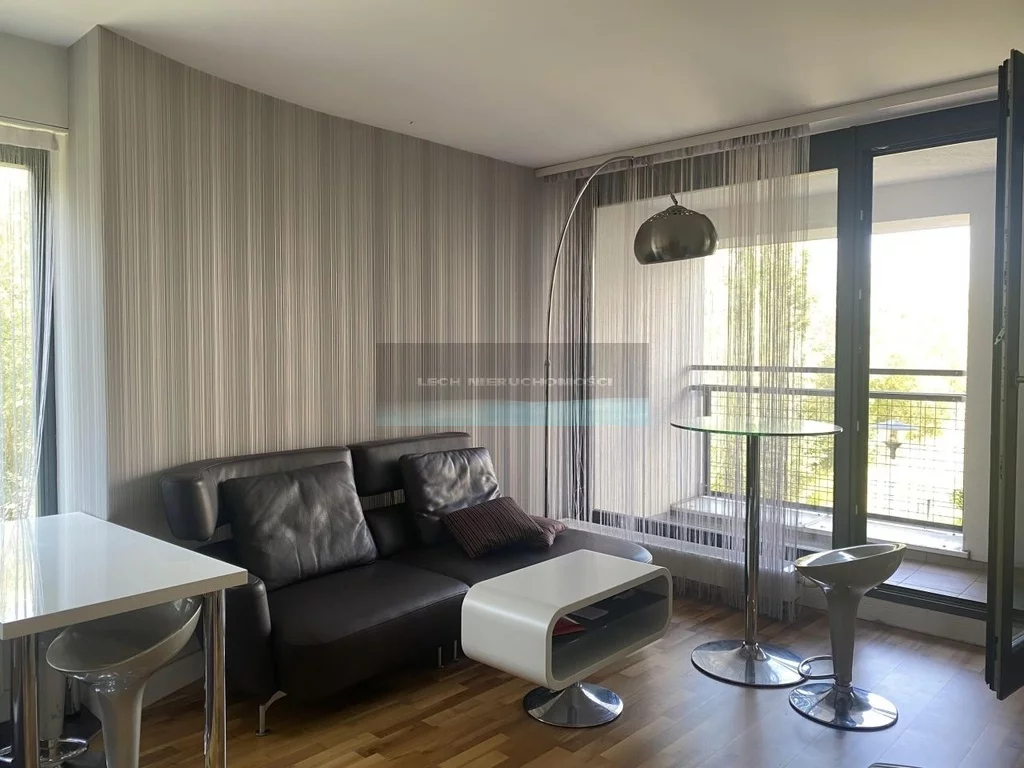 Apartament na sprzedaż, 56,00 m², 3 pokoje, piętro 2, oferta nr 50161/4508/OMS